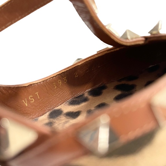 Valentino Garavani Canvas Leopard Print Rockstud Heels Size 37 1/2 - Picture 9 of 11